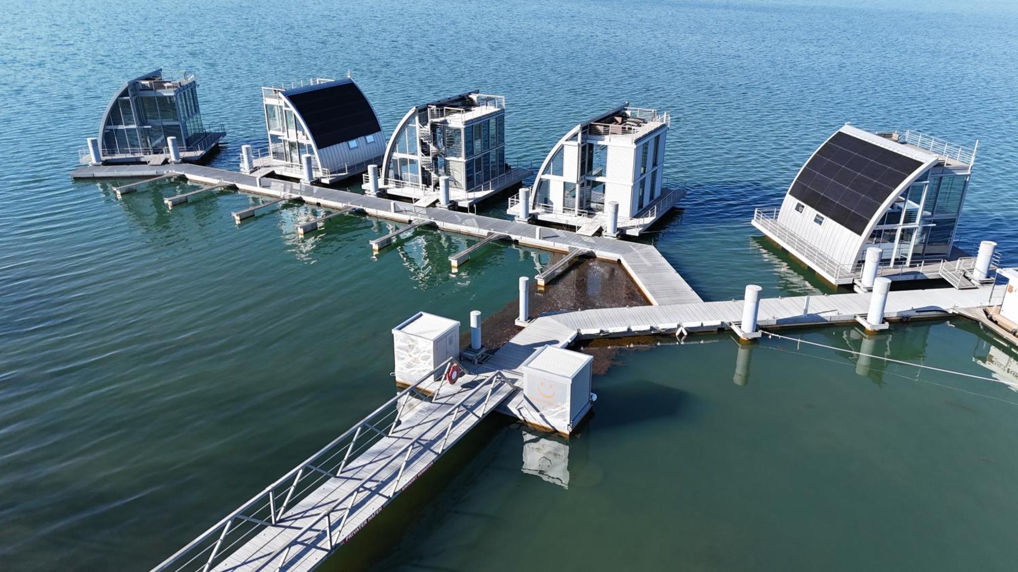 Elsterheide Schwimmendes Ferienhaus Sky מראה חיצוני תמונה
